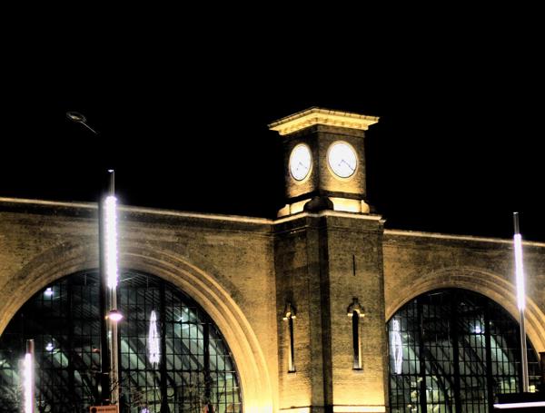 Held over four nights, 18th-21st January 2018, Lumiere London transformed six central London destinations into a vivid nocturnal art gallery. The festival attracted more than 1.5 million visits to 54 site-specific installations by international and UK artists from 14 different countries, many of which were completely new commissions.