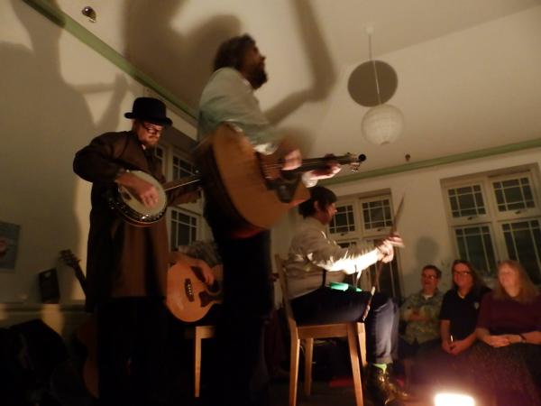 Well Known Thief Family at Cha Cafe